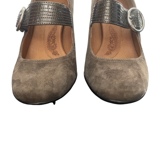 Sofft 7 1/2 Brown Suede Shoes Heels 3 1/2 inch - Picture 5 of 10